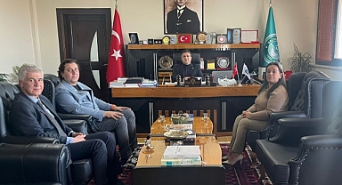 Düşünür Koleji Kurucuları Balıkesir Üniversitesi Rektörü’nü Ziyaret Etti