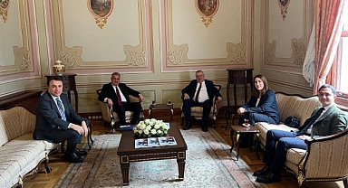 Edremit Belediye Başkanı Mehmet Ertaş, İstanbul Büyükşehir Belediyesi Mahalli İdareler Koordinatörü Kemal Aydın’ı Ziyaret Etti