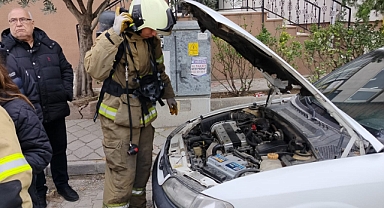 Edremit’te Araçtan Yükseldiği Sanılan Dumanlar Korkuttu