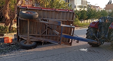 Erdek’te Traktör Römorku Devrildi: 4 Yaralı