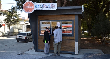 Gömeç’te Fırıntaş Halk Ekmek Büfeleri Hizmete Girdi