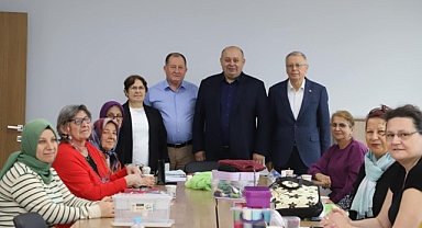 Gönen Belediyesi: Başkan İbrahim Palaz, İğne Oyası Kursunu Ziyaret Etti