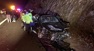 İzmir-İstanbul Otoyolu'nda Feci Kaza: 1 Kişi Hayatını Kaybetti, 10 Yaralı