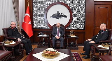 Jandarma Komutanlarından Vali Ustaoğlu'na Ziyaret