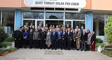 Jandarma ve Kaymakamlıktan Öğretmenler Günü’nde Anlamlı Ziyaret