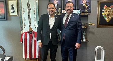 MHP Altıeylül’den Ekrem Gökay Yüksele Ziyaret