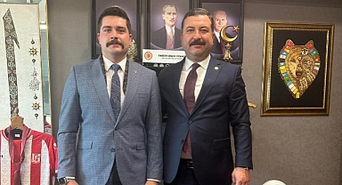 MHP Balıkesir Milletvekili Ekrem Gökay Yüksel’e Ziyaret: İlteriş Kağan Sıkıcıkoğlu ve Alper Okçelik ile Buluştu