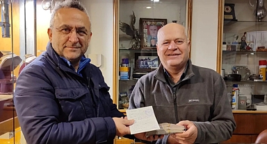 Susurluk Belediye Başkanı Hakan Yıldırım Semizel, Öğrencilere Destek İçin Maaşını Bağışladı