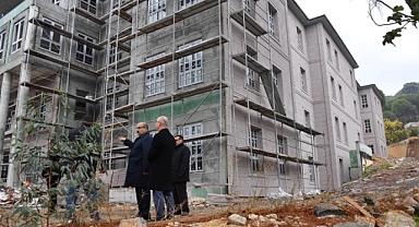 Vali İsmail Ustaoğlu, Ayvalık Yeni Hükümet Konağı İnşaatında İncelemelerde Bulundu