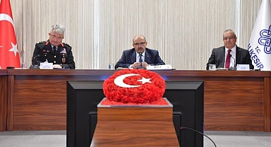 Vali İsmail Ustaoğlu Başkanlığında Kış Mevsimi Trafik Tedbirleri Koordinasyon Toplantısı Düzenlendi