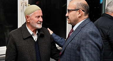 Vali İsmail Ustaoğlu Gönen Gündoğan Mahallesi’nde Vatandaşlarla Buluştu