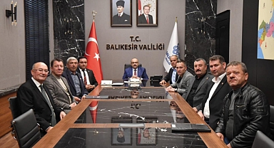 Vali İsmail Ustaoğlu, Muhtarlarla Haftalık Toplantıda Bir Araya Geldi