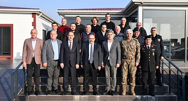 Vali İsmail Ustaoğlu’ndan Bandırmaspor’a Ziyaret: “Spor, Toplumu Birleştirir”