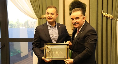 Ahmet Akın ve Mehmet Ertaş’tan Edremit Kaymakamı Ahmet Odabaş’a Ziyaret