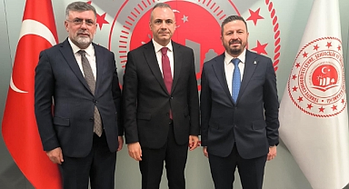 AK Parti Balıkesir İl Başkanı Mehmet Aydemir’den İstanbul’da Ziyaret