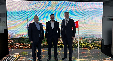 AK Parti Balıkesir İl Başkanı Mehmet Aydemir’den PTT Kule A.Ş. Genel Müdürü’ne Ziyaret