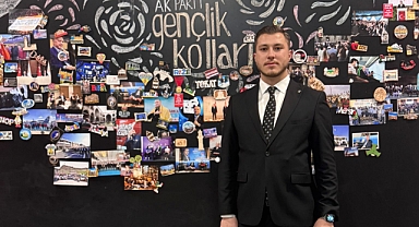 AK Parti Karesi Gençlik Kolları'nda Bayrak Değişimi