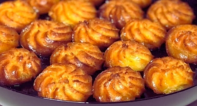 Ayvalık’ın Meşhur Lor Tatlısı: Tarihi Lezzetin Peşinden Bir Yolculuk