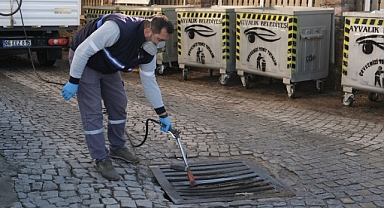 Ayvalık’ta Haşere İle Mücadele Kapsamında Kışlık İlaçlama Çalışmaları