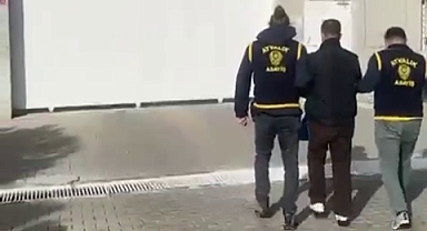 Ayvalık’ta Kurye Kılığında Operasyon: 25 Yıl Hapis Cezası Bulunan Şahıs Yakalandı