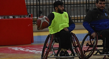 Balıkesir Büyükşehir Belediyespor Tekerlekli Sandalye Basketbol Takımı, KKTC Vakıflar’ı Ağırlıyor