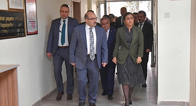 Balıkesir’de Aile Danışmanlığı Birimi Kuruluyor: Vali İsmail Ustaoğlu Çalışmaları Yerinde İnceledi