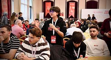 Balıkesir’de Gençlik Politika Belgesi Vizyon Çalıştayı Büyük İlgi Gördü