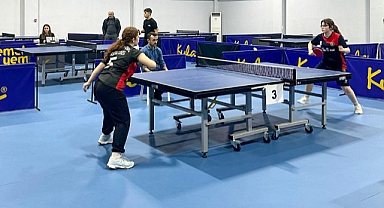 Balıkesir’de Okul Sporları Masa Tenisi Gençler İl Birinciliği Müsabakaları Sona Erdi