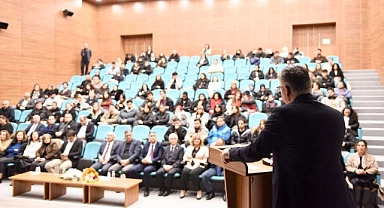 Balıkesir’de Sürdürülebilir Tarım ve Biyolojik Mücadele Paneli Düzenlendi