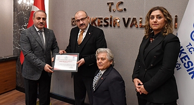 Balıkesir İl Müftülüğü'ne Bağlı Altıeylül Plevne Camii ve Karesi Şehitler Camii'ne Erişilebilirlik Belgesi Verildi