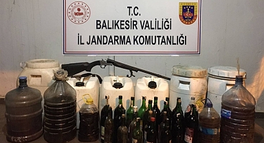 Balıkesir Jandarmasından Kaçakçılık ve Organize Suçlara Darbe: 24 Şüpheli Yakalandı