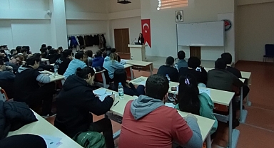 Balıkesir Üniversitesi’nde Veteriner Fakültesi Öğrencilerine İş Sağlığı ve Güvenliği Eğitimi