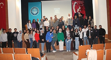 Balıkesir Üniversitesi Necatibey Eğitim Fakültesi’nde Kariyer Günleri Düzenlendi