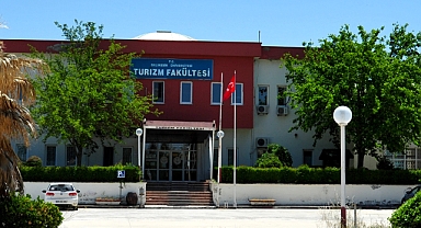 Balıkesir Üniversitesi Turizm Fakültesi’nde Kariyer Rüzgarı