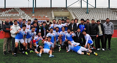 Balıkesir Üniversitesi, Üniversiteler Futbol Ligi’ne Ev Sahipliği Yaptı: Şampiyon BAÜN Futbol Takımı