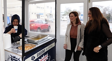 Bandırma Belediyesi’nden Öğrencilere Destek: Çorba Dağıtımı Yeniden Başladı