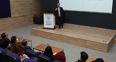 Bandırma Onyedi Eylül Üniversitesi, Artırılmış Gerçeklik Uygulamaları Konferansı ile Geleceğin Teknolojisini Keşfetti