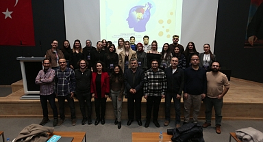 Bandırma Onyedi Eylül Üniversitesi, Dünya Engelliler Günü Programı Kapsamında Konferans Düzenledi