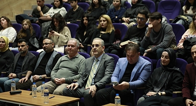 Bandırma Onyedi Eylül Üniversitesi’nde “Türk Dünyası Ortak Alfabesi” Konferansı Düzenlendi