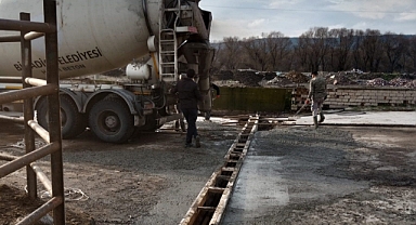 Bigadiç Belediyesi Mezbahasında Altyapı Güçlendirme Çalışmaları Devam Ediyor