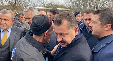 Bir Önceki Dönem Büyükşehir Belediye Başkanı Yücel Yılmaz ve Bakan Osman Aşkın Bak, Patlamada Hayatını Kaybeden Muhammet Ergin’in Cenazesine Katıldı