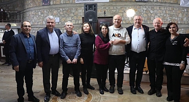 Edremit Belediye Başkanı Mehmet Ertaş, Basın Mensuplarıyla 2025 Yılını Karşıladı