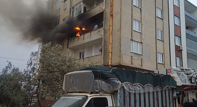 Edremit’te 5 Katlı Binada Yangın 