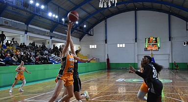 Gürespor Namağlup Liderliğini Sürdürüyor: 13’te 13