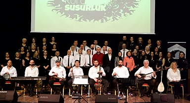 Susurluk’ta Türkülerle Dolu Coşkulu Bir Gece Yaşandı