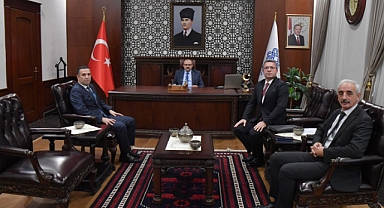 Türkiye Metal Sanayicileri Sendikası (MESS) Yetkililerinden Vali İsmail Ustaoğlu’na Ziyaret