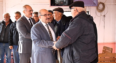 Vali İsmail Ustaoğlu, Karamanlar Mahallesi’ni Ziyaret Ederek Mahalle Sakinleriyle Buluştu