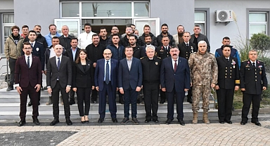 Vali İsmail Ustaoğlu Marmara İlçesi Saraylar Mahallesi’nde Mermer Sanayicileri ile Bir Araya Geldi