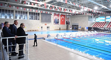 Vali İsmail Ustaoğlu, Şehit Turgut Solak Spor Salonu’nu Ziyaret Ederek Çalışmalar Hakkında Bilgi Aldı