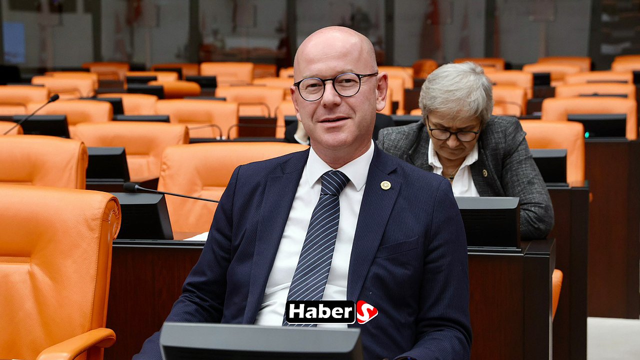 Yapay Zeka Tartışması: Canbey ve Sarı Sosyal Medyada Karşı Karşıya